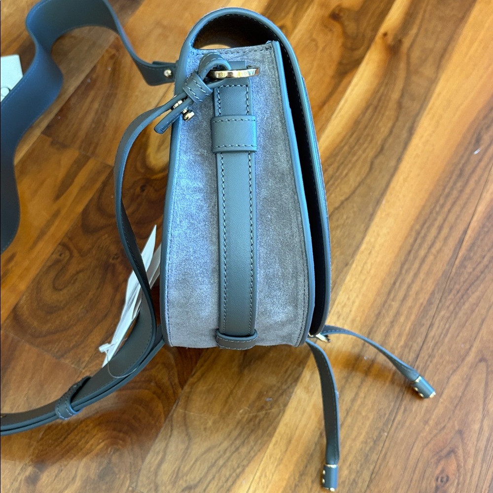 CHLOE
Marcie Crossbody Bag in Calfskin Suede Crossbody Bag, Larger Size, NEW - Picture 17 of 17